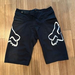 FOX Mountain Bike Shorts - Size 32 Men’s